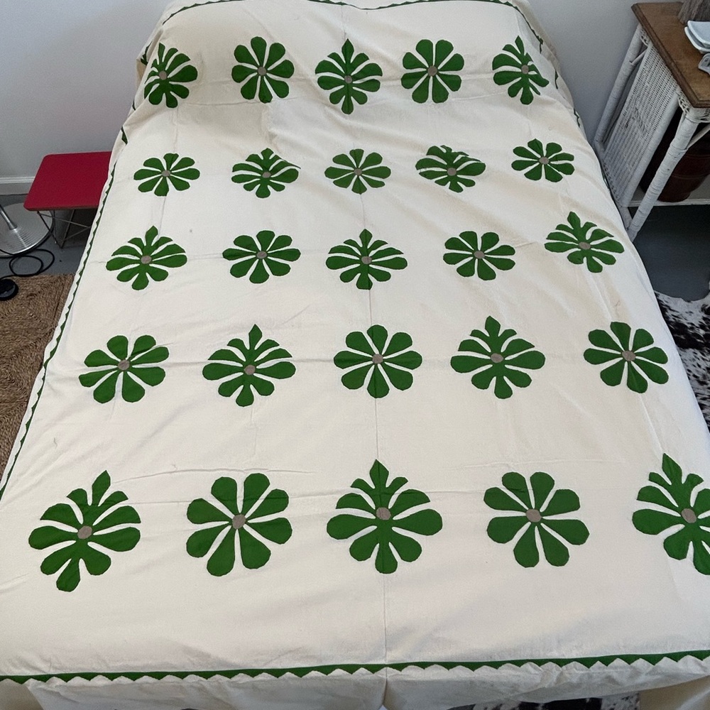 Indian cotton green floral bed cover - Queen